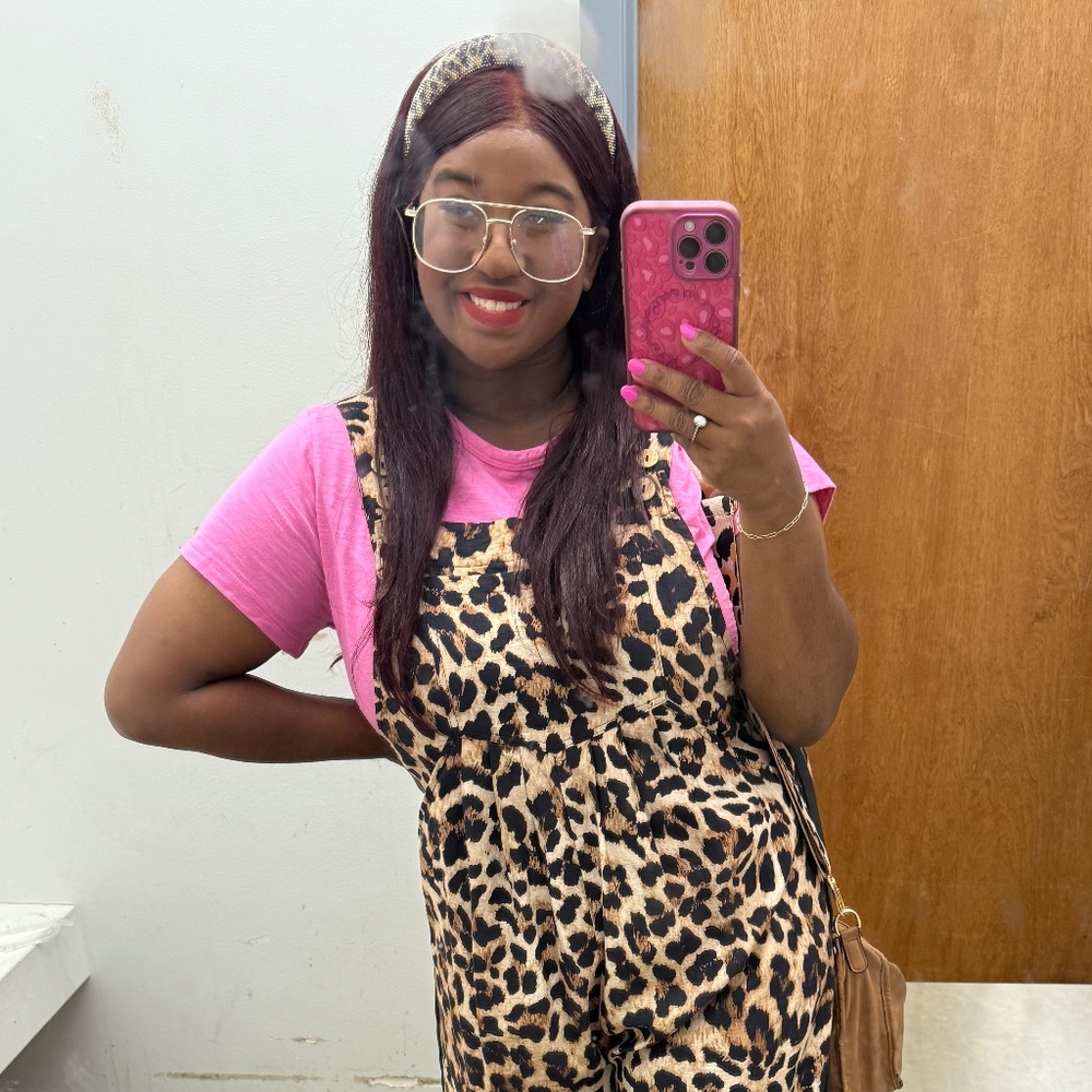 Meet your Posher, Alexis